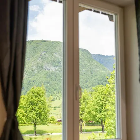 Guest house Cerkovnik