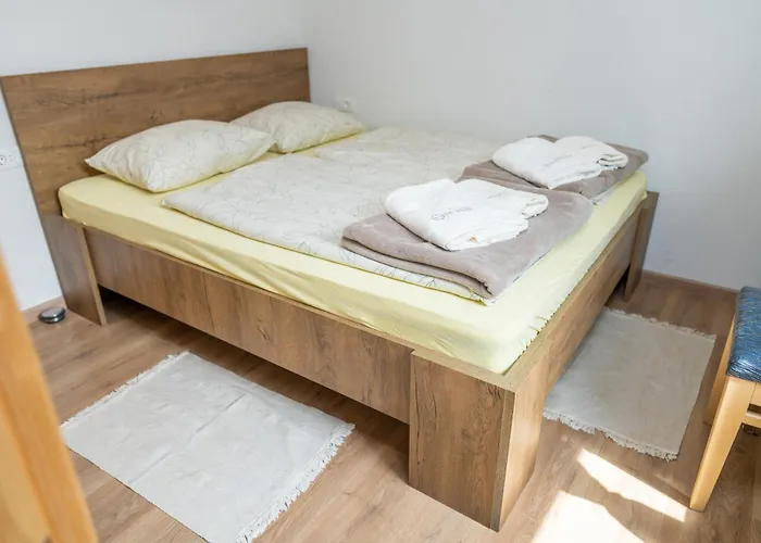 Cerkovnik Hiša za goste Bohinj