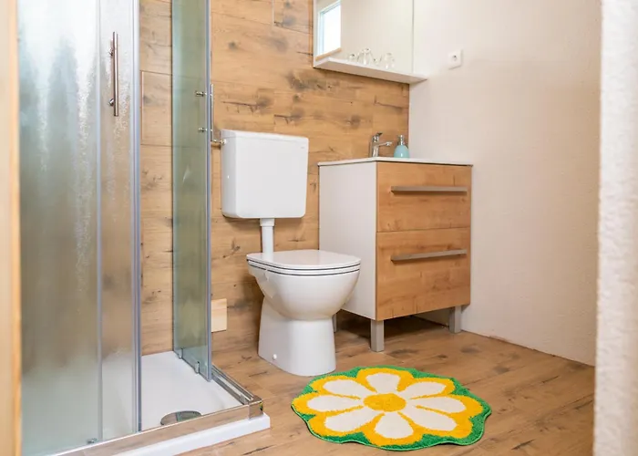 Cerkovnik Hiša za goste